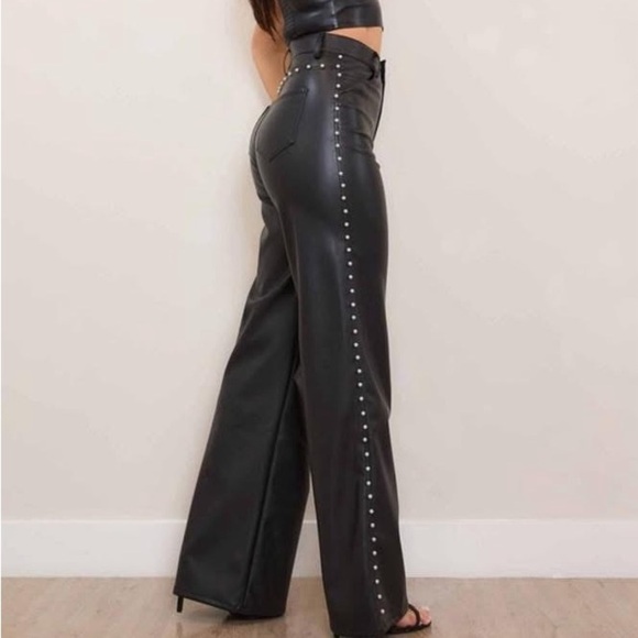 Faux Leather Black Pant‎ Vibrant - Picture 2 of 3